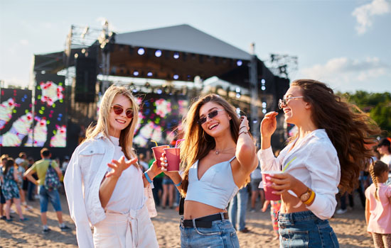 Festival Packliste für Frauen und Männer