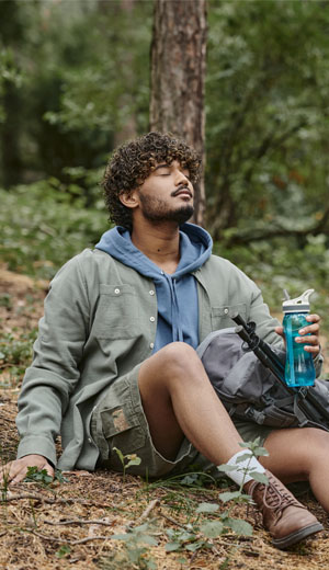 Man auf Weltreise Extreme Sports Mountain Climbing